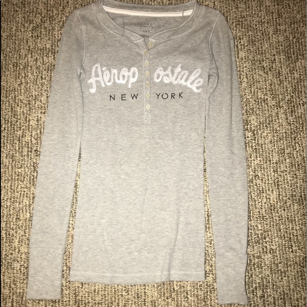 Aeropostale long sleeve shirt.